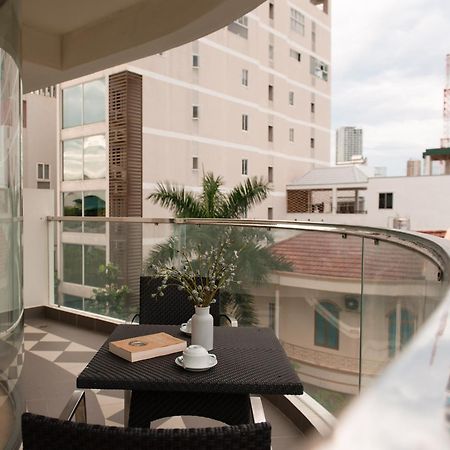 Goldcoast Hotel На Транг Екстериор снимка