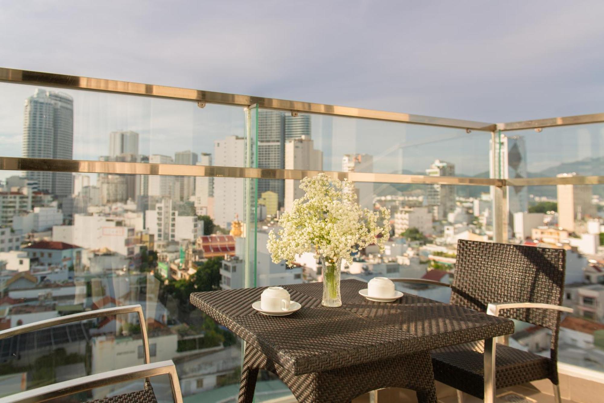 Goldcoast Hotel На Транг Екстериор снимка
