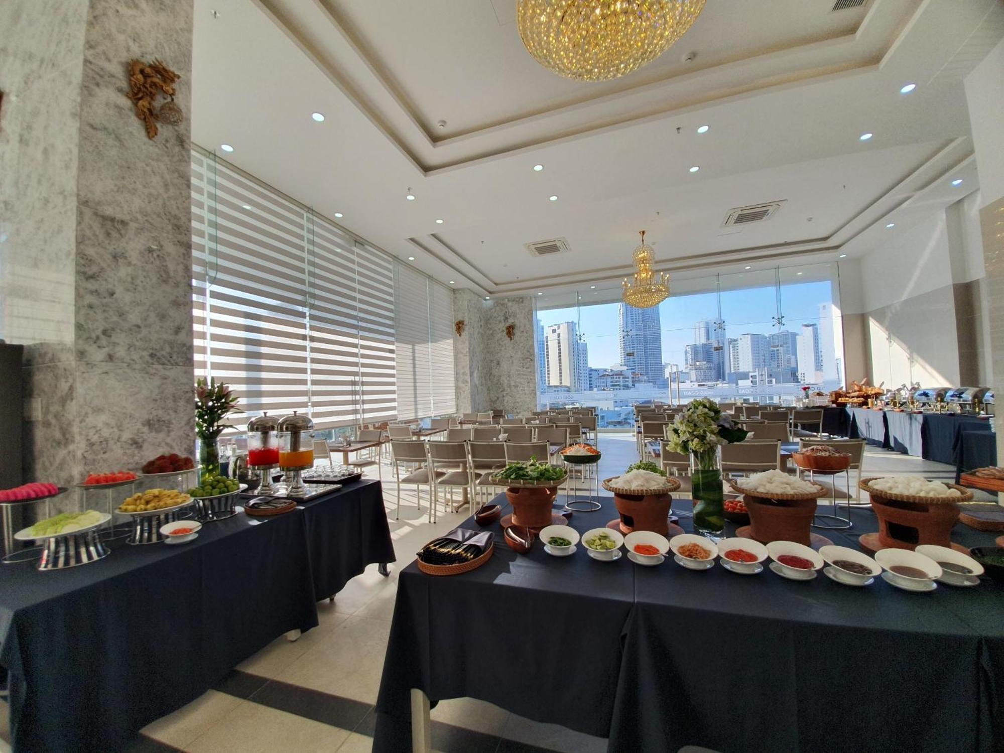 Goldcoast Hotel На Транг Екстериор снимка